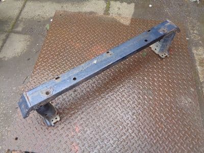 toyota avensis t270 - front bumper bar (2009-2014)