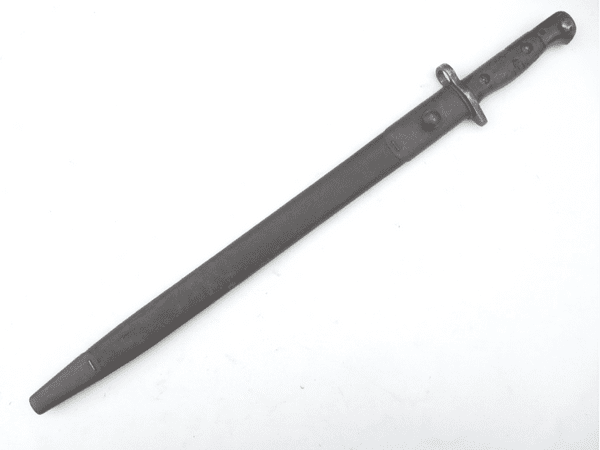 Australian issue Patt. 1907  Sanderson made bayonet and scabbard, 1918 dated