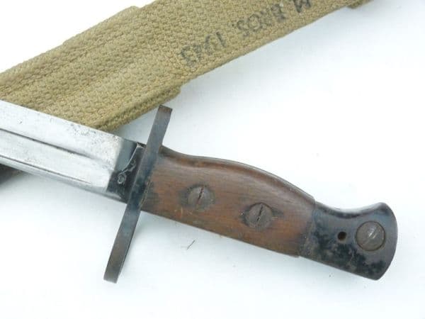 British no.5 Jungle carbine / Sterling bayonet and scabbard, wartime S294 marked