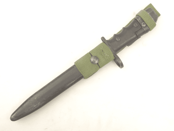British no7 bayonet, scabbard and frog