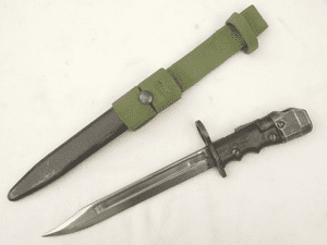 British no7 bayonet, scabbard and frog