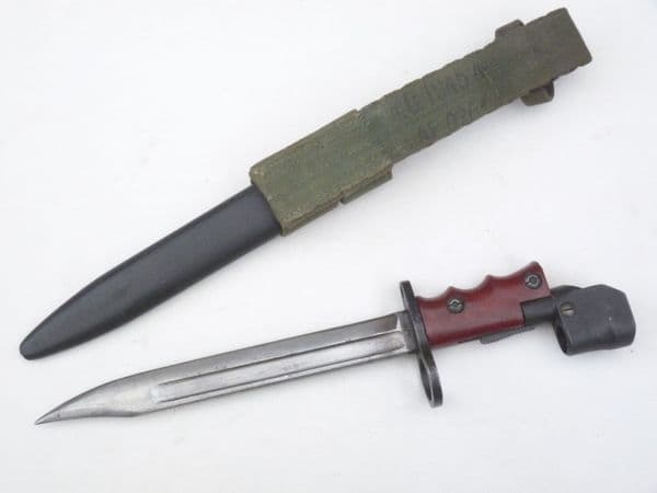 British no7 knife bayonet and scabbard, WW2 M/78 made **SOLD**