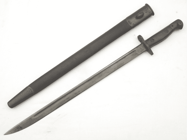 British Patt' 1907 Sanderson made bayonet and scabbard, 1918 dated,  RMI marked