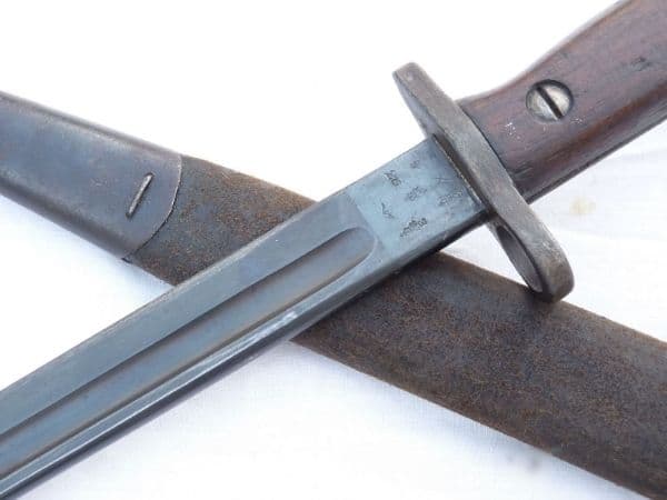 British Pattern 1907 bayonet Sandersons made 1915 dated with frog  **SOLD**