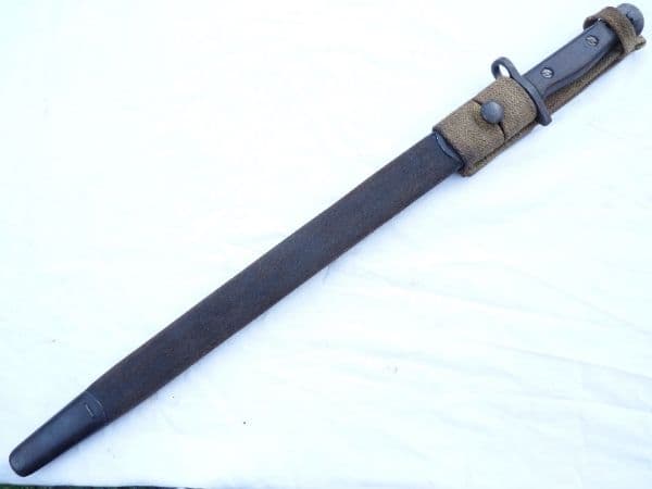 British Pattern 1907 bayonet Sandersons made 1915 dated with frog  **SOLD**