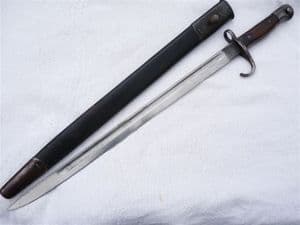 British pattern 1907 Sanderson quillion bayonet and scabbard 1909 dated SOLD