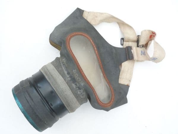 British WW2 child's civilian gasmask, 1940 dated