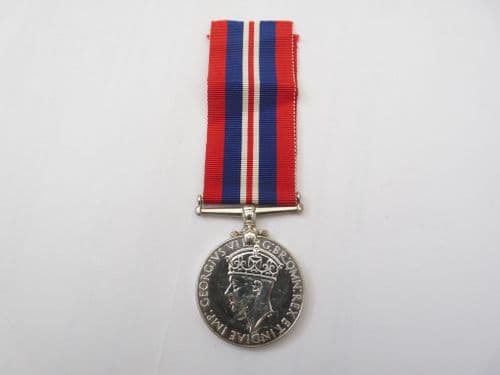 Canadian issue WW2 War Medal 1939-45 in solid silver