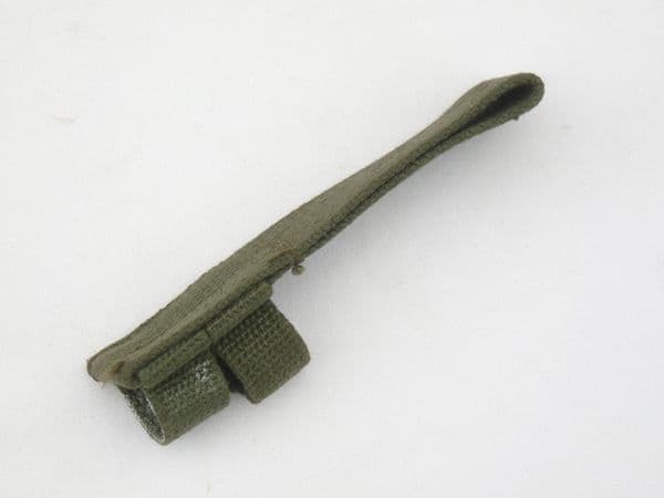 Canadian postwar issue webbing frog for No4 spike bayonet, green **SOLD**