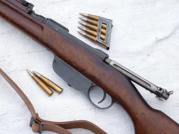Deactivated Austrian Steyr M95 rifle 1917 dated  **SOLD**