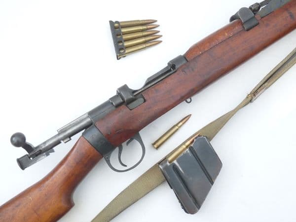 Deactivated BSA made SMLE Mk3*, 1945 dated, all matching s/numbers, early spec
