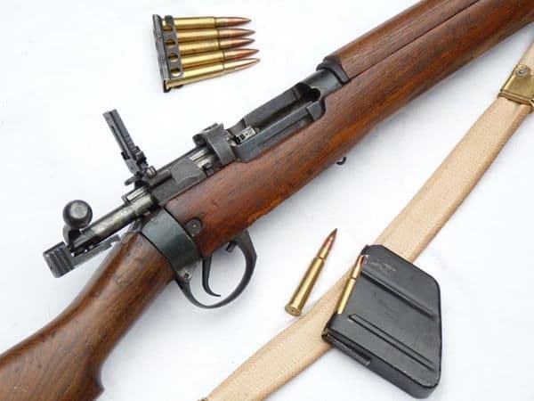 Deactivated Lee-Enfield No4 Mk1 Britsh built infantry rifle 1944 dated SOLD