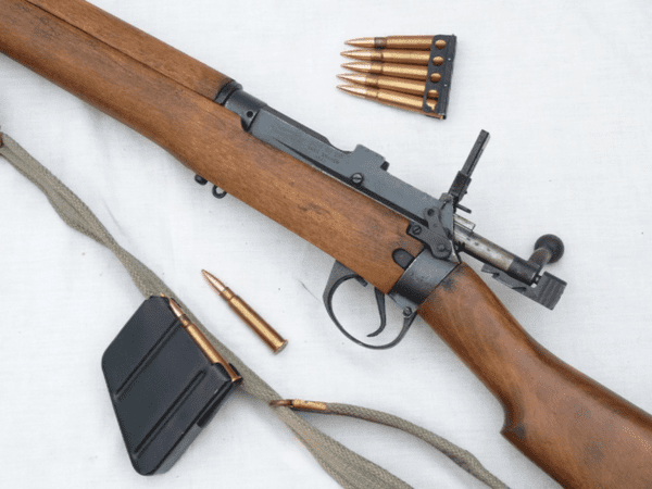Deactivated Lee-Enfield no4 mk1* Canadian Long Branch made rifle 1943 dated  **SOLD**