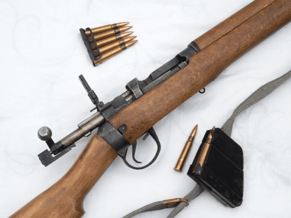 Deactivated Lee-Enfield No4 mk1* Savage made  **SOLD**