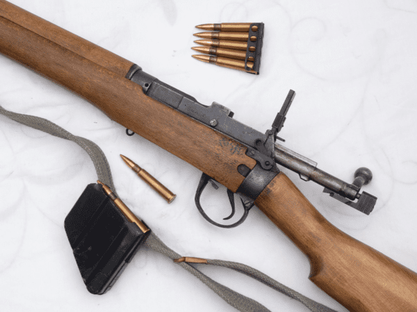 Deactivated Lee-Enfield No4 mk1* Savage made  **SOLD**