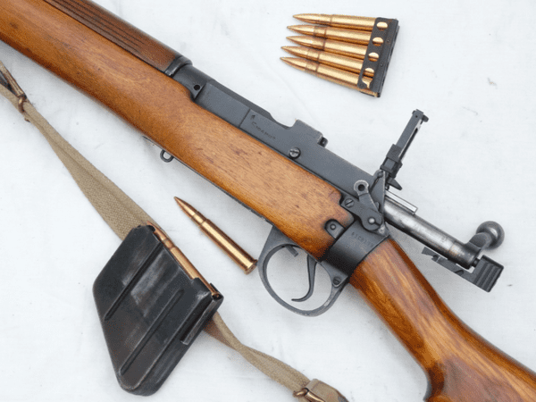 Deactivated Lee-Enfield No4 mk1* Savage made, super condition, matching serials  **SOLD**