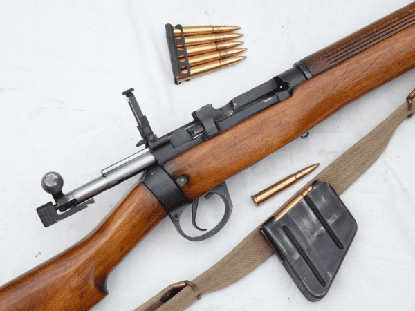 Deactivated Lee-Enfield No4 mk1* Savage made, super condition, matching serials  **SOLD**