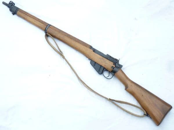 Deactivated Lee-Enfield rifle no4 mk1 British made, 1944 dated  **SOLD**