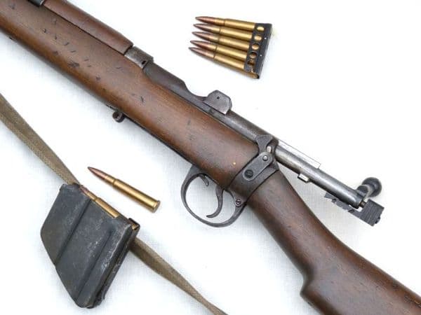 Deactivated Lee-Enfield SMLE mk3 BSA Co made dated 1939 with magazine cut-off  **SOLD**