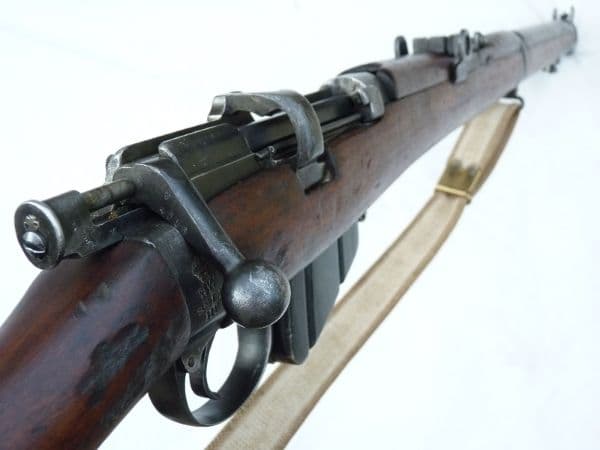 Deactivated Lee-Enfield SMLE mk3* Enfield 1916,  matching s/numbers, Canadian marked  **SOLD**