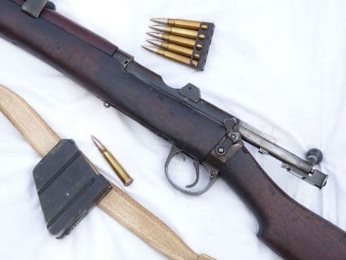 Deactivated Lee-Enfield SMLE mk3* Enfield made 1918 dated, ALL matching numbers  **SOLD**