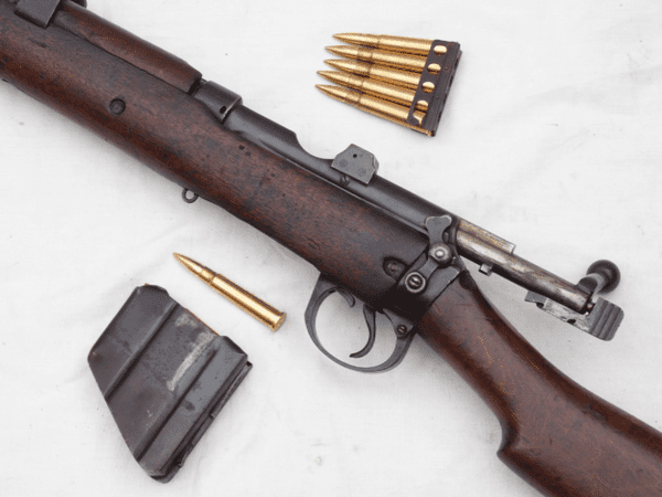 Deactivated Lee-Enfield SMLE Mk3* rifle Enfield made 1917 dated  **SOLD**