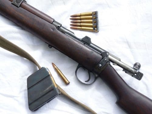 Deactivated Lee-Enfield SMLE no1 mk3 Enfield made 1918 dated with mag cut-off  **SOLD**