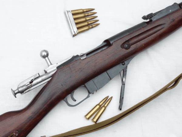 Deactivated Mosin-Nagant M1891/30 1942 dated Russian infantry rifle with bayonet  **SOLD**