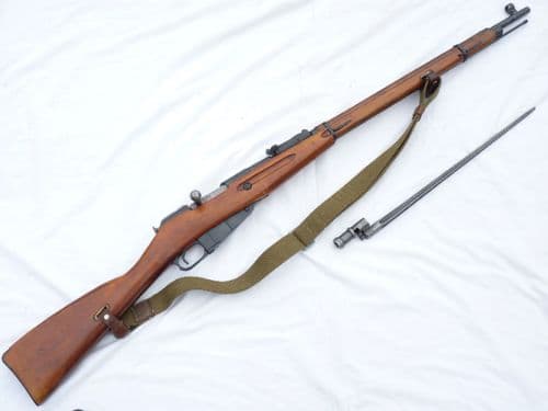 Deactivated Mosin-Nagant M1891/30 1943 dated Russian infantry rifle and bayonet  **SOLD**