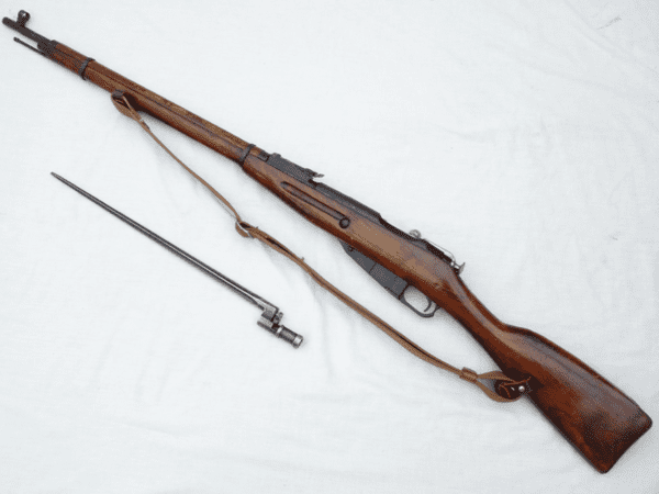 Deactivated Mosin-Nagant M1891/30 dated 1939 Russian infantry rifle with bayonet  **SOLD**