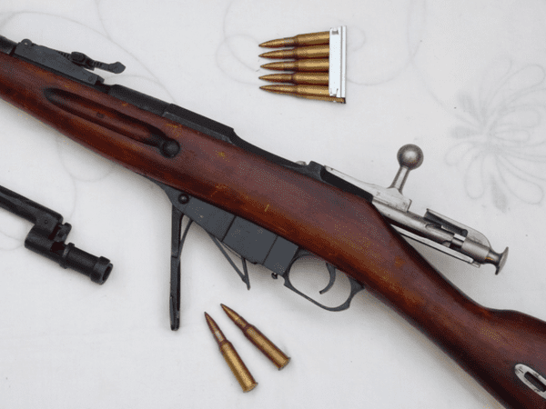 Deactivated Mosin-Nagant M91/30 'Octo' 1924 dated with bayonet **SOLD**