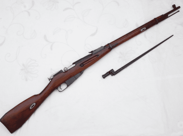 Deactivated Mosin-Nagant M91/30 'Octo' 1924 dated with bayonet **SOLD**