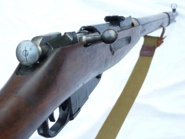 Deactivated Russian Mosin-Nagant M1891/30 'Octo' 1935 dated infantry rifle with bayonet  **SOLD**