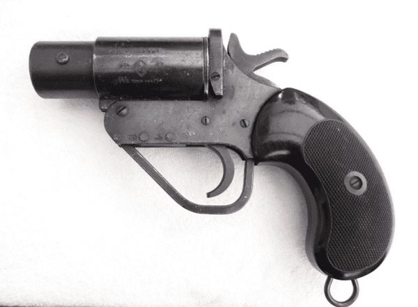Deactivated Webley & Scott No2 mk5 1