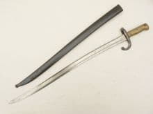 French Chassepot M1866 sword bayonet and scabbard,  St. Etienne, 1873 dated, matching serial numbers