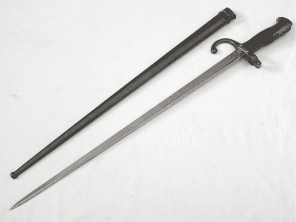 French Gras M1874 bayonet and scabbard 1877 dated, matching s/numbers