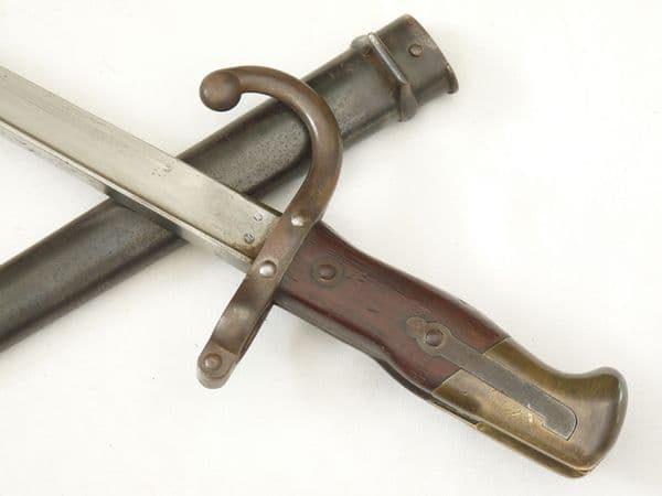 French Gras M1874 bayonet and scabbard 1877 dated, matching s/numbers