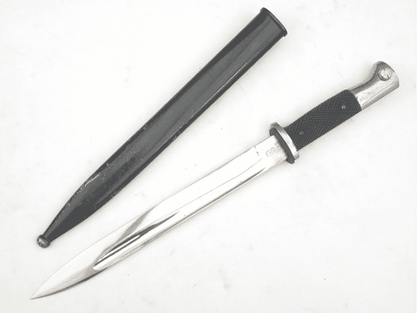 German K98 armed forces enlisted man's 'pioneer' dress bayonet, WKC made