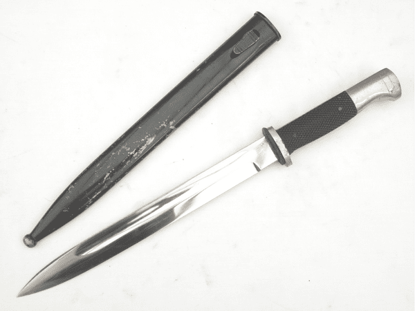 German K98 armed forces enlisted man's 'pioneer' dress bayonet, WKC made