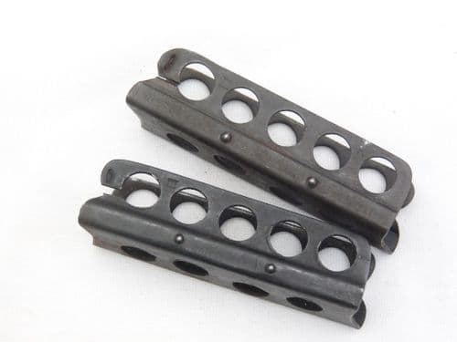 Lee-Enfield .303 WW1 mk III marked 5-round charger clip (no rounds included)