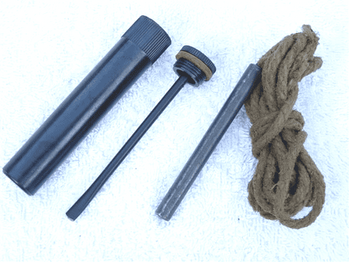Lee-Enfield WW2 cleaning kit with plastic oiler bottle ** OUT OF STOCK **