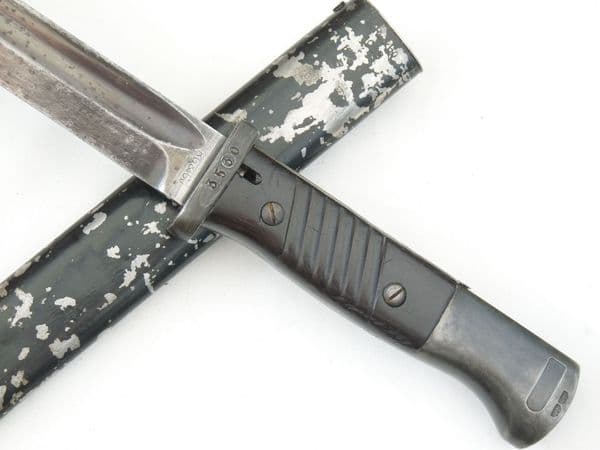 Mauser K98 bayonet and fully matched s/n scabbard, Berg & Co 1938/5209i