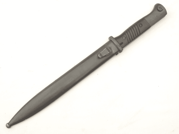 Mauser K98 bayonet and scabbard, E.Packs, matched maker **SOLD**