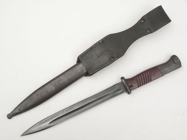 Mauser K98 bayonet and scabbard fully matching, Holler 44fze/6561a **SOLD**