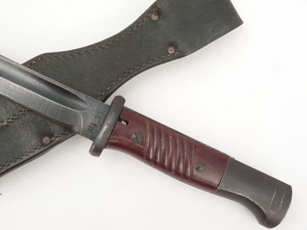 Mauser K98 bayonet and scabbard fully matching, Holler 44fze/6561a **SOLD**