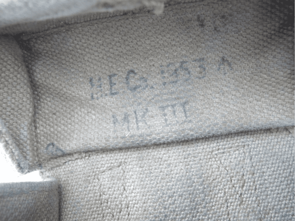 Pattern 1937 webbing ammunition pouches, khaki, 1953 dated