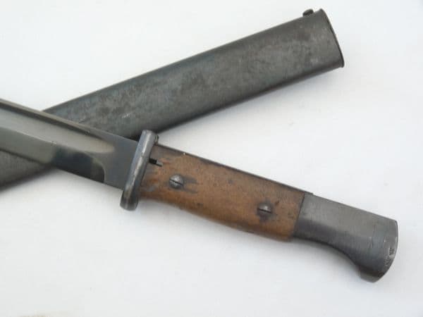 Portuguese Mauser K98 bayonet and scabbard, 1941 contract