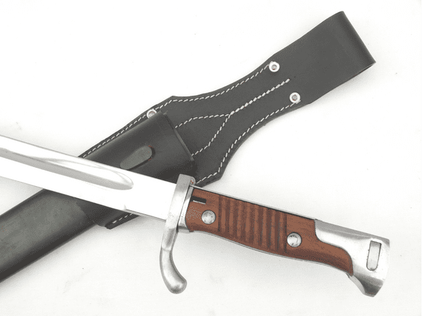 Reproduction German S1898/05 'Butcher' bayonet, scabbard and frog **SOLD**