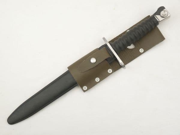 Swiss SIG Stgw 1957 pattern bayonet and scabbard, with M90 vinyl frog /1