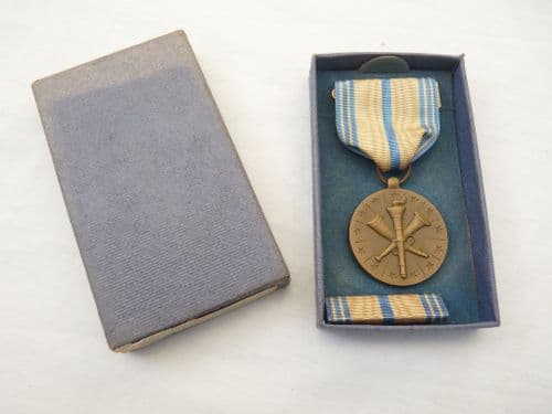 USA Armed Forces Reserve Medal ( Air Force) in box of issue /1